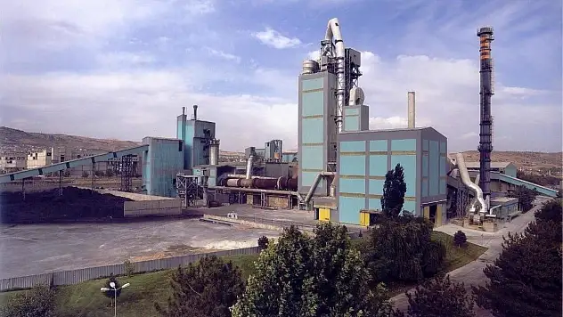 Elazığ'ın bitmeyen çilesi: Çimento Fabrikası!