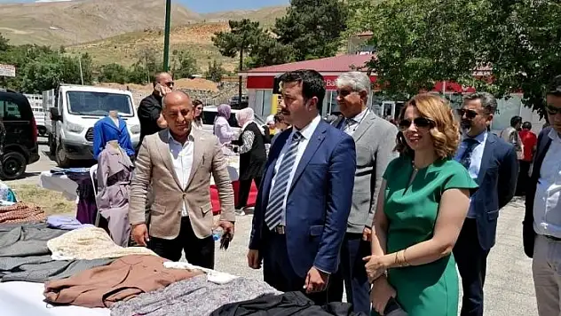 Tunceli'de Halk Eğitim Merkezi sergisi açıldı