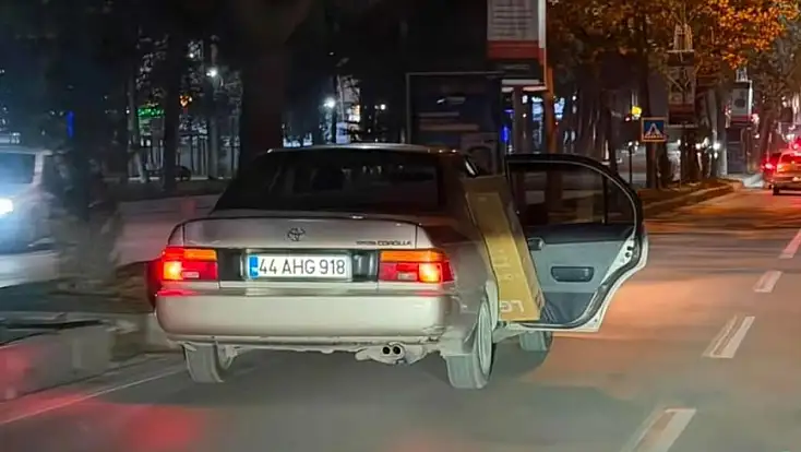 Zübeyde Hanım Caddesi’nde tehlikeli taşıma anı kameraya yansıdı