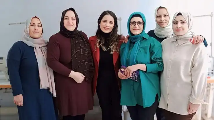 İlçedeki tek kadın muhtar adayı en büyük mahalleye talip oldu