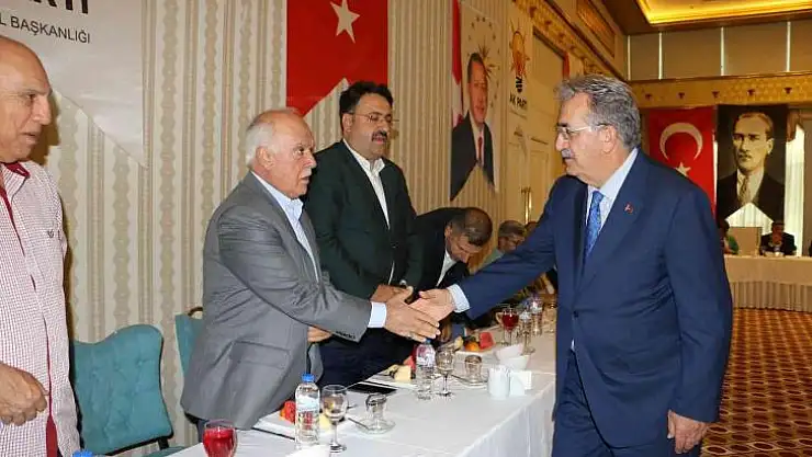 AK Parti heyeti Diyarbakır'da STK temsilcileri ve kanaat önderleriyle buluştu