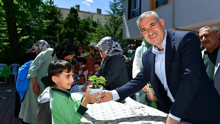 Anneler Günü duygusal anlara sahne oldu