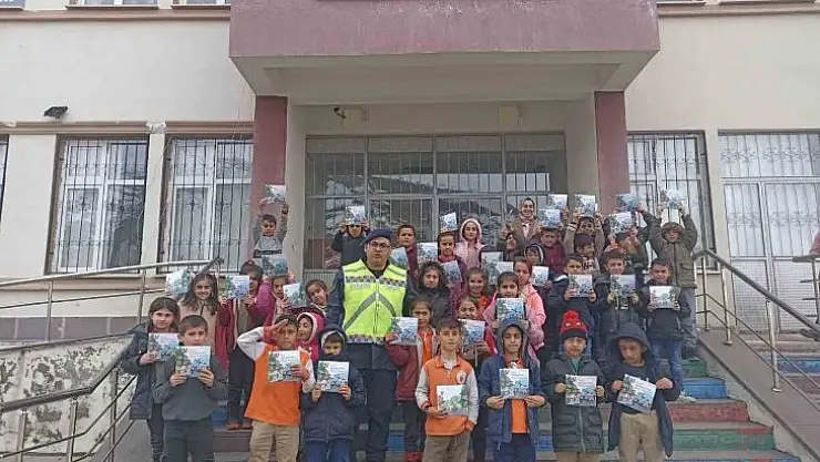 Bingöl'de jandarmadan öğrencilere trafik eğitimi