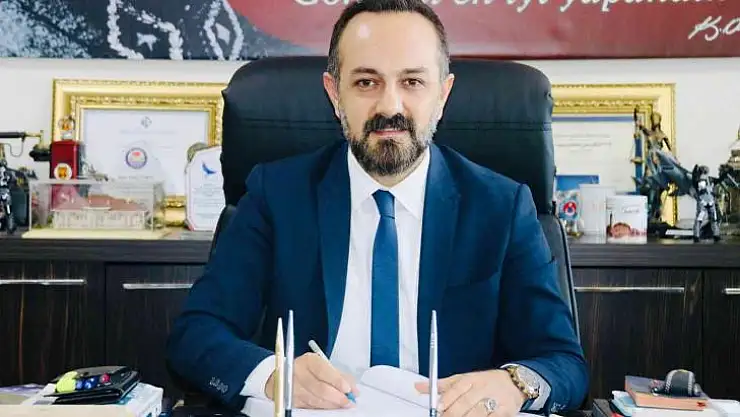 Cumhurbaşkanı Erdoğan'ın karizmatik liderliğinden esinlenerek kitap yazdı