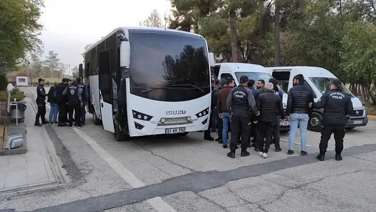 Diyarbakır'da 'kontra atak' operasyonunda 12 tutuklama