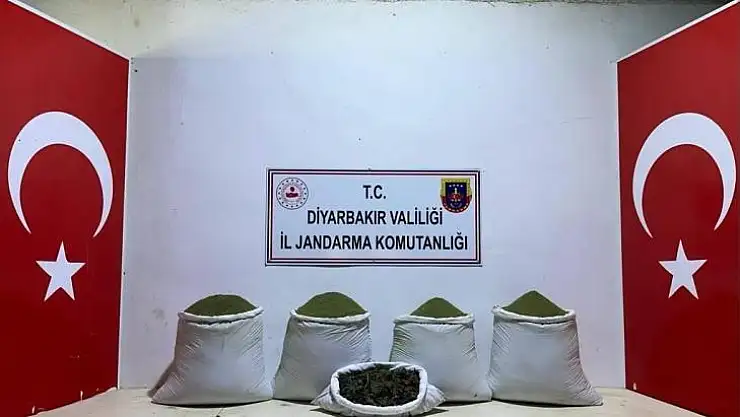 Diyarbakır'da 111 kilo esrar ele geçirildi