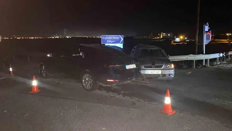 Diyarbakır'da iki otomobil çarpıştı: 1 ölü, 3 yaralı
