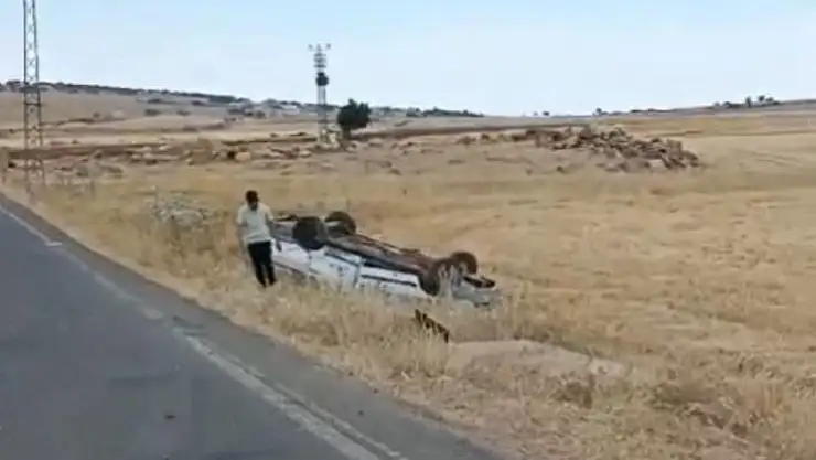 Diyarbakır'da iki otomobil çarpıştı: 2 yaralı