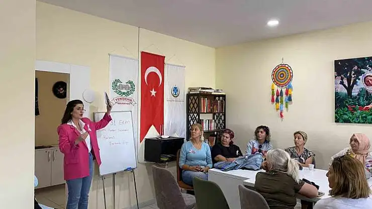 Diyarbakır'da kadınlara meme kanseri farkındalığı semineri düzenlendi
