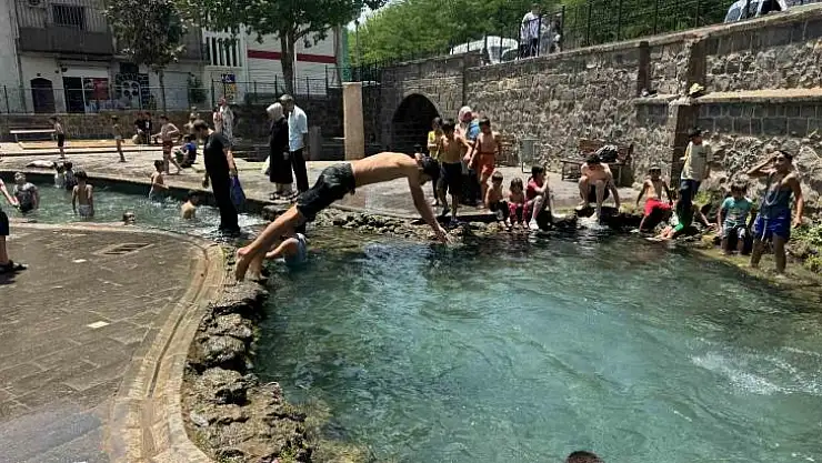 Diyarbakır'da termometre 43 dereceyi gösterdi