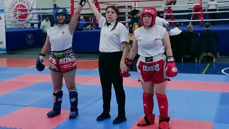 Diyarbakırlı kick boksçu Türkiye ikincisi oldu
