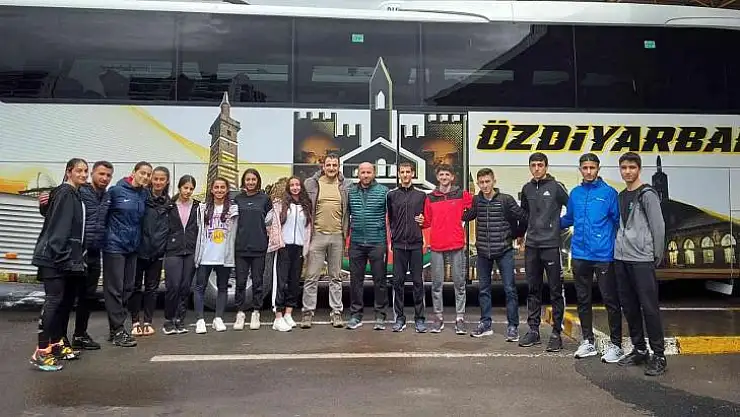 Diyarbakr karate kafilesi Türkiye Ümit Genç Karate Şampiyonası için yolla çıktı