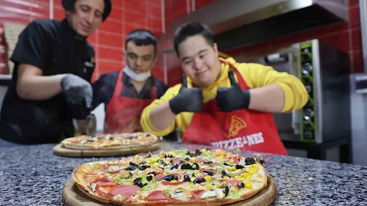 Down sendromlu çocuklar mutfağa girdi, hünerleri ile göz doldurdu