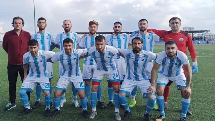 Eğil Gençlikspor 16 maçın tamamını kazanarak Play-Off'a kaldı