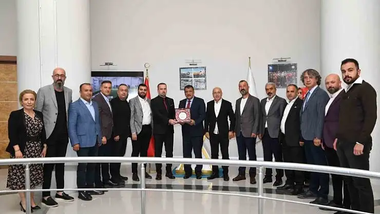 Gürkan: 'Sivil toplum kuruluşları toplumumuzun vazgeçilmez temel unsurudur'