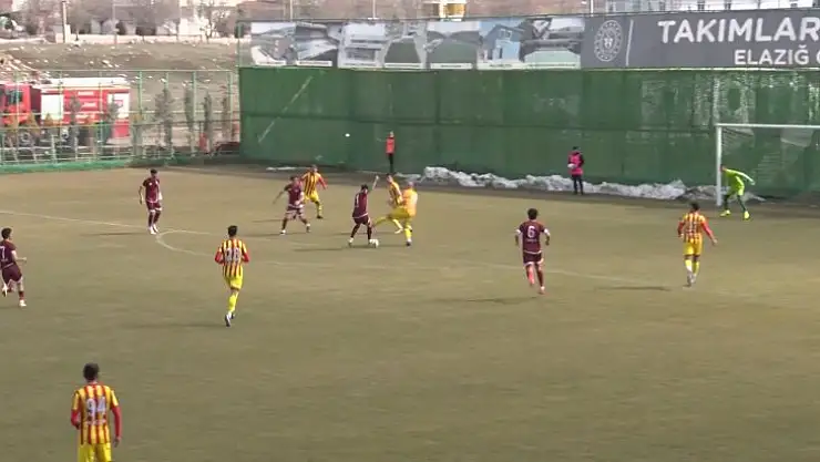 Hakemin verdiği kararlar çıldırttı!