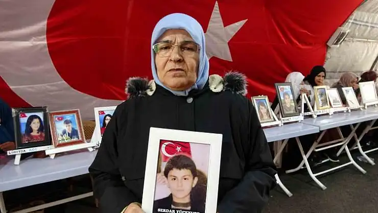 HDP önünde evlat nöbeti devam ediyor