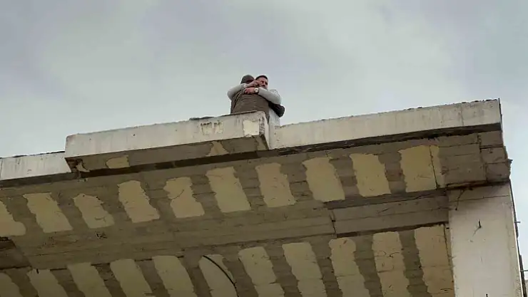 İntihar girişiminde bulunan şahsa çocuktan dikkat çeken öğüt!