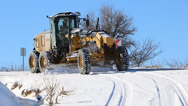 Kar nedeniyle  köy yolları ulaşıma kapandı