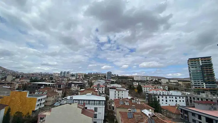 Elazığ'da sirrokümülüs bulutları