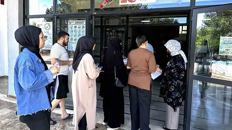 Malatya'da YKS'nin ilk oturumu başladı