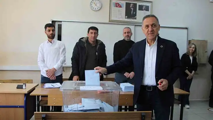 Oyunu kullanan Bingöl Valisi Usta: 'Şuana kadar bize intikal eden herhangi bir olay olmadı'