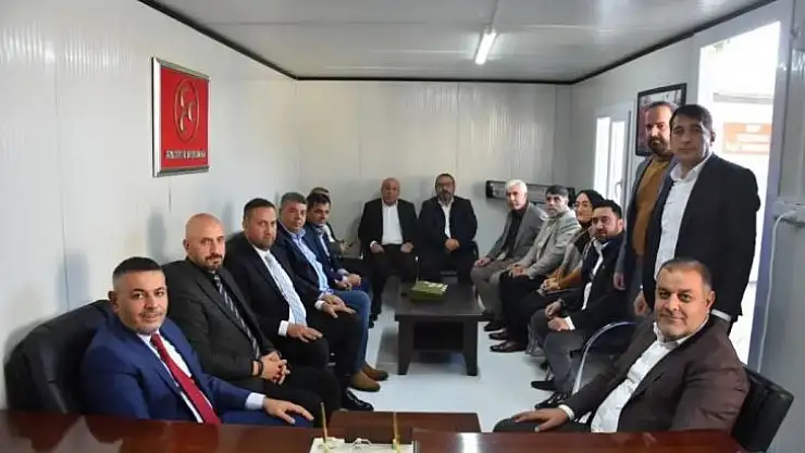 Sadıkoğlu: 'Partiler üstü bir konuma sahibiz'