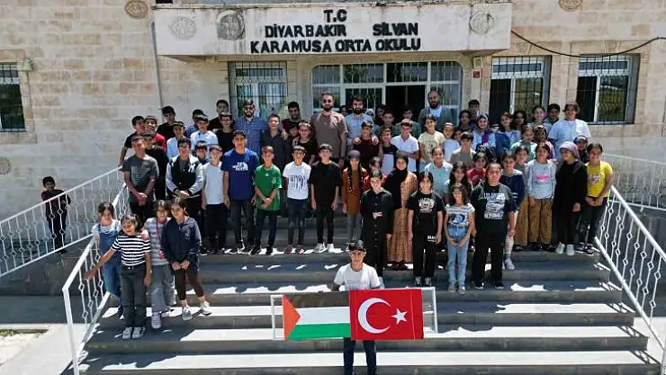 Silvan'da öğrenciler 'Gazze' koreografisi oluşturdu