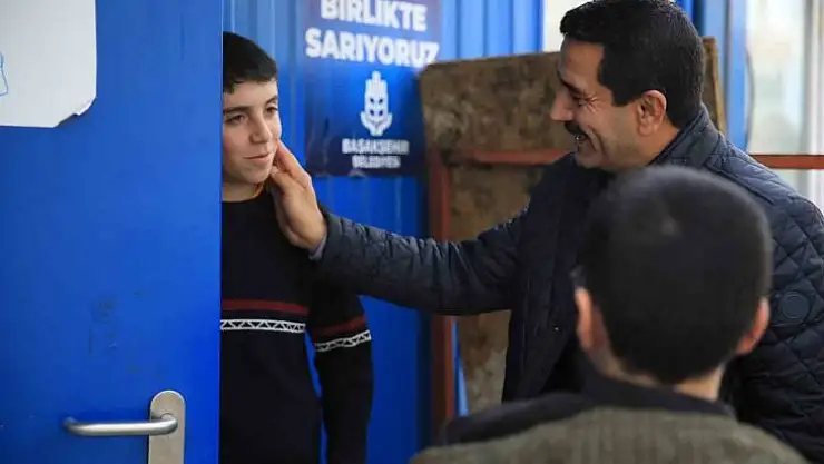 'Her zaman halkımızla iç içe olacağız'