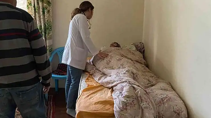 TSM personeli, yatalak hastaları ziyaret etti