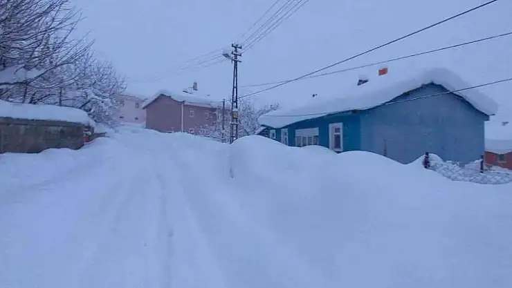 Tunceli'de 290 köy ile 758 mezra yolu ulaşıma kapalı bulunuyor