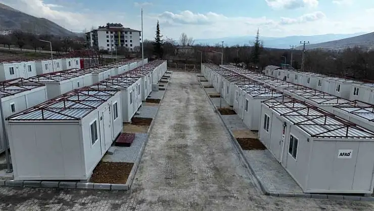 Tunceli'de konteyner kent yapımı sürüyor