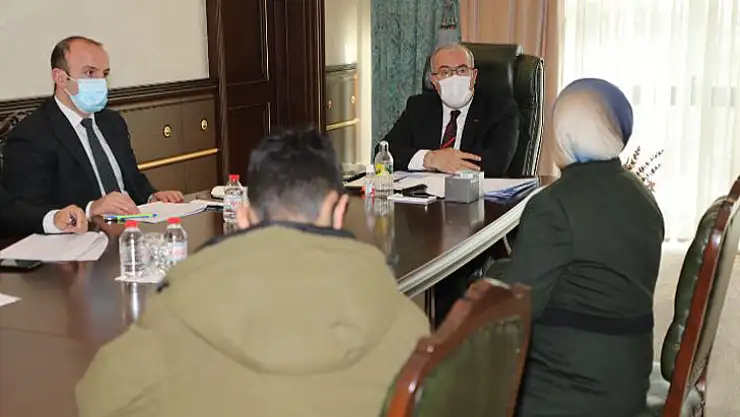 Vali Toraman'dan halk günü