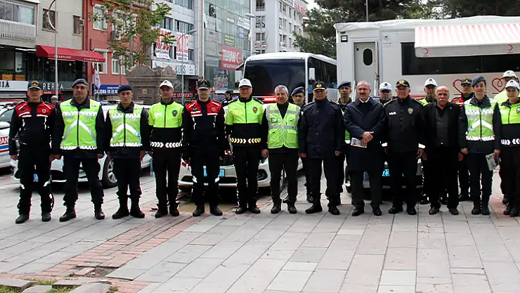 Yayalar için 5 adımda güvenli trafik