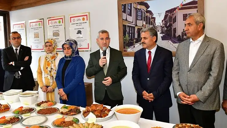 Yeşilyurt'un yöresel lezzetleri tanıtıldı