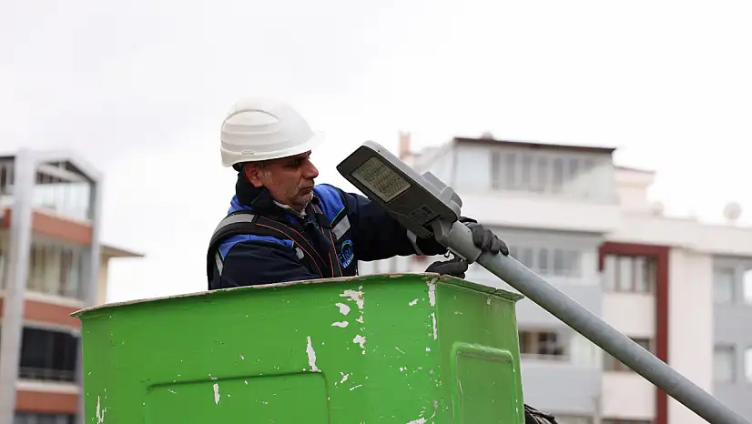 Işık kalitesi arttı, giderler düştü: Elazığ'da 2 Bin 522 noktada LED dönüşümü