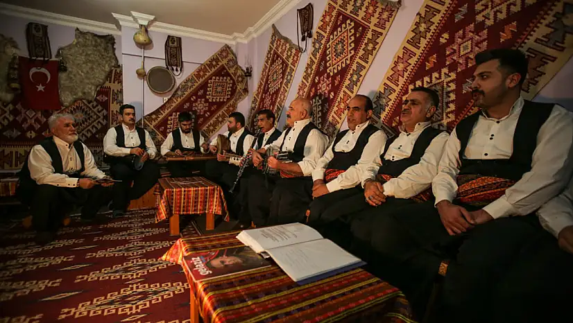 Harput'un kalbi bu kürsüde atıyor: Notaya dökülen bin yıllık kardeşlik