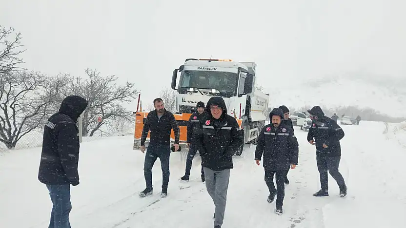 Genel Sekreter Cemil Yatkın karla mücadeleyi yerinde inceledi