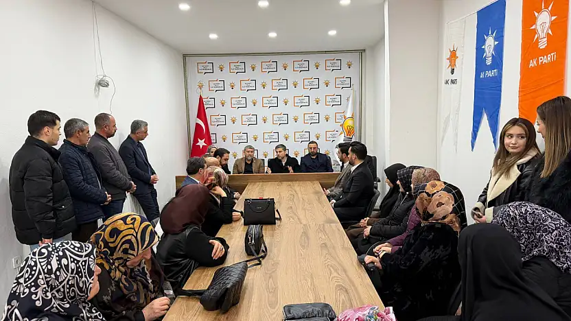 Elazığ'da üreticiler ve muhtarlar vekil Nazırlı ile buluştu: Sorunlar masaya yatırıldı