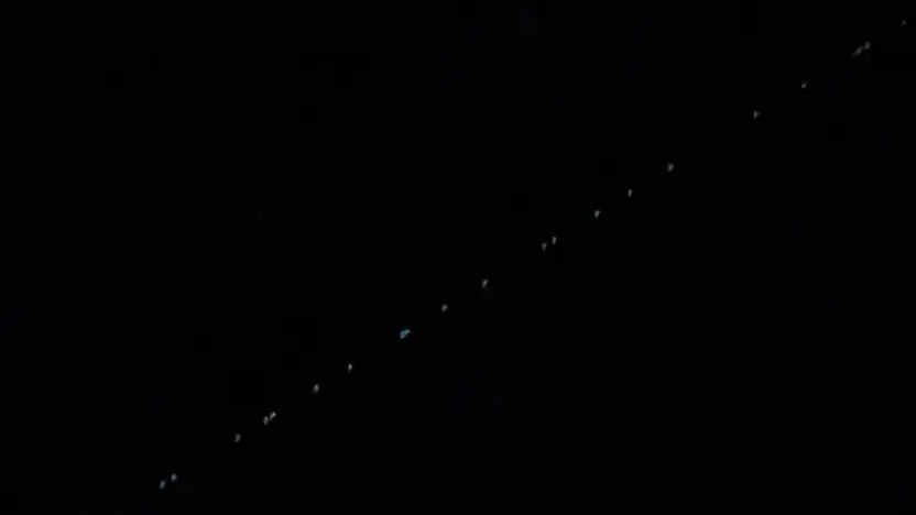 Elazığ semalarında beliren ışıklar kısa süreli şaşkınlık yarattı