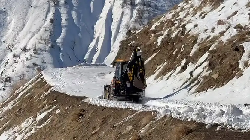 Kar kaplanları 120 personel ve 90 araçla sahada! Sadece 3 tane kaldı!