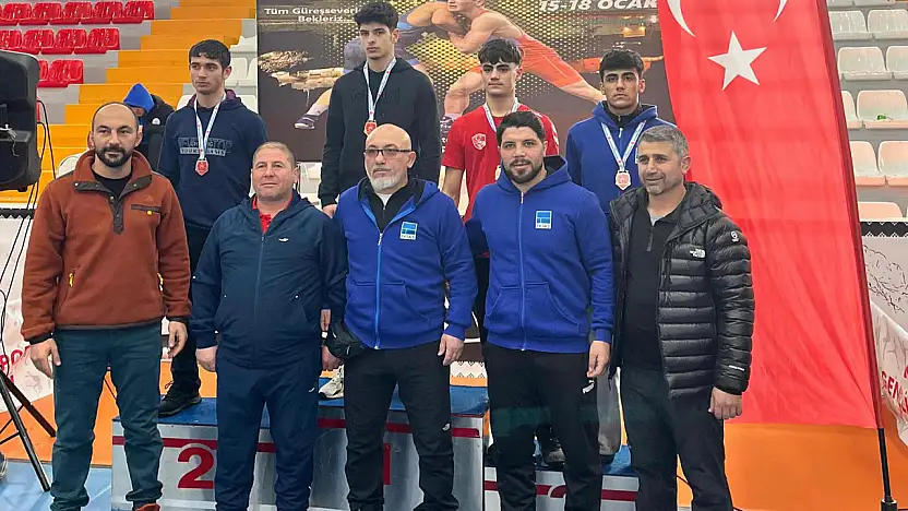 Minderde Elazığ damgası: Genç güreşçiler Türkiye finaline koşuyor