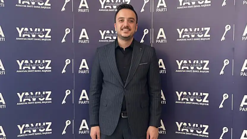 Sarışın: 'Elazığ sosyal medya tartışmalarıyla oyalanacak bir şehir değil'