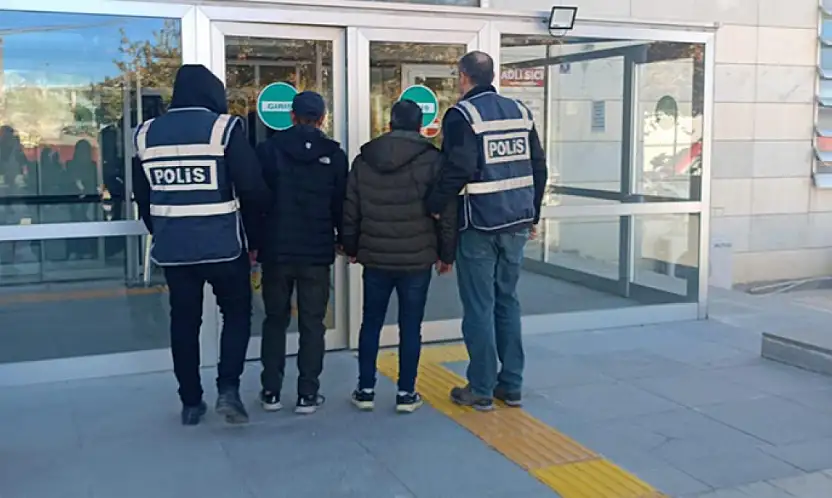 69 ayrı dosya, 135 yıl cezası vardı, kaçamadı!