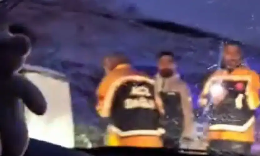 Düğün değil savaş alanı: Husumetliler çatıştı, yağışlı yol kaçanlara geçit vermedi