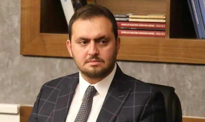 Başkan Selmanoğlu: 'Elazığlı olmak zorda kalana el uzatmaktır!'