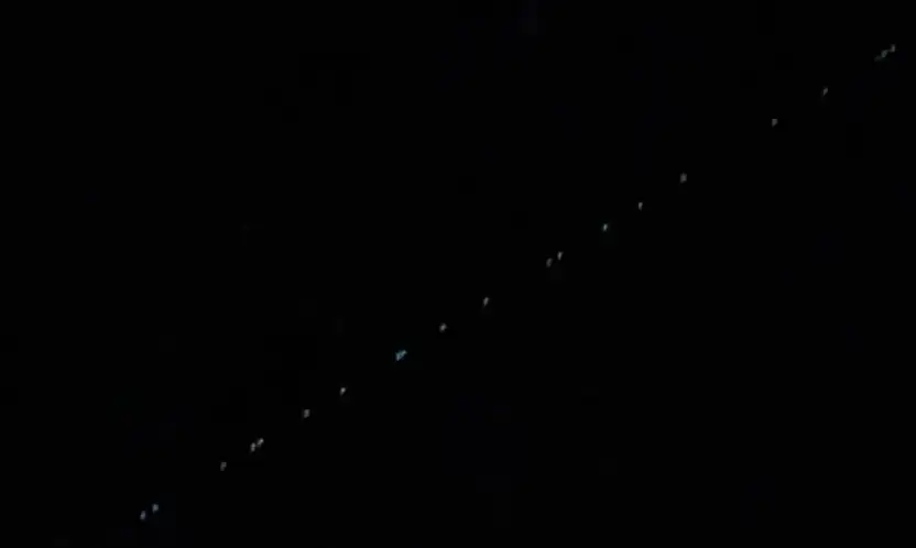 Elazığ semalarında beliren ışıklar kısa süreli şaşkınlık yarattı