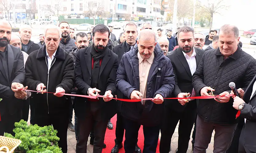 ETSO Başkanı İdris Alan'ın katılımıyla Uğrak Gold Pastanesi açıldı