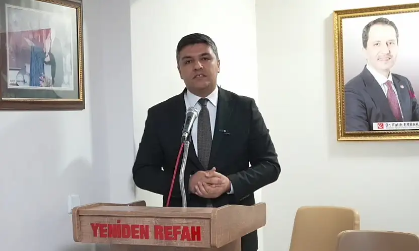 Facia geliyorum diyor! Keban'daki eski maliye binası için 'acil yıkım' çağrısı