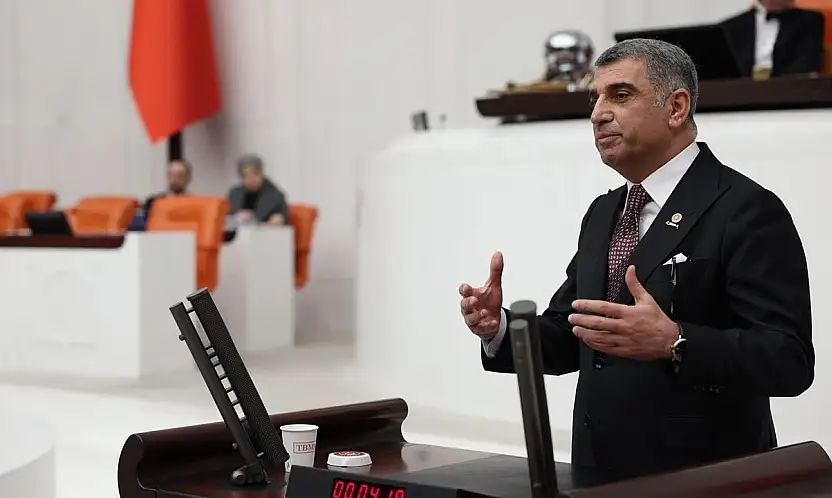 Gürsel Erol kürsüden istedi, CHP yönetimi 'hele bir seçim gelsin' dedi!